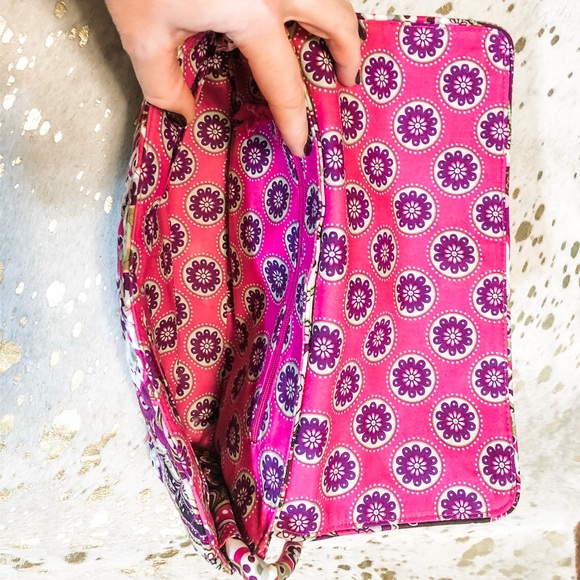 Vera Bradley Very Berry Paisley Purse, 2010 - 2012 - Picture 3 of 6